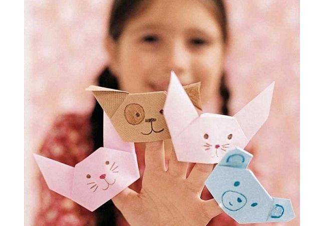 Atelier pour enfants : le marque-page en origami - Réseau des musées de  Normandie